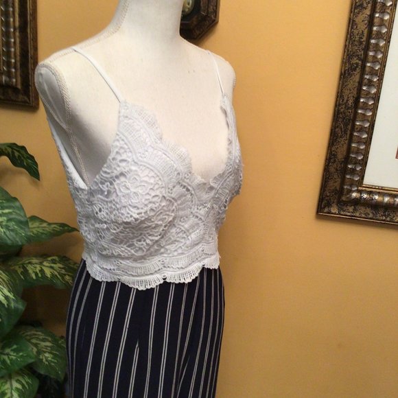 TRAC Crochet V-Neck Wide Leg Jumpsuit - Picture 9 of 9